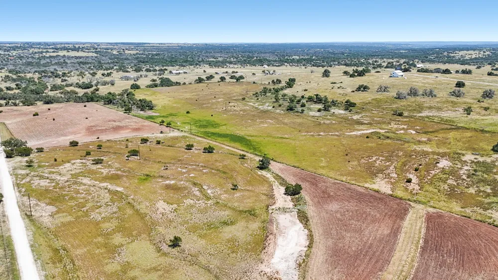 12 Reeh Road Harper, TX 78631