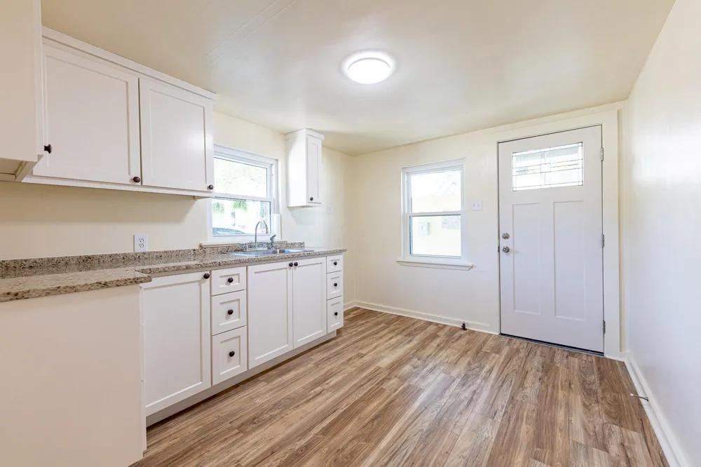 200 Bowie Street Hallettsville, TX 77964