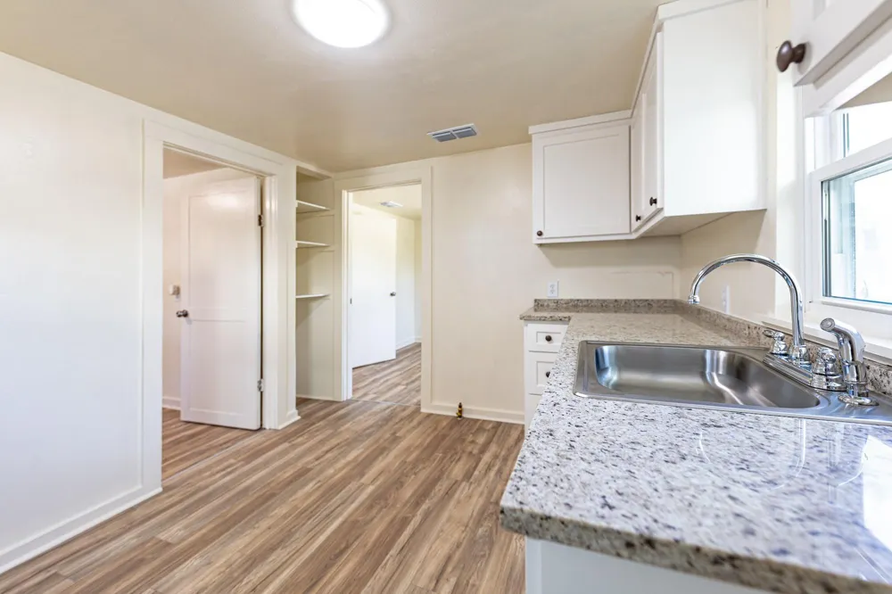 200 Bowie Street Hallettsville, TX 77964