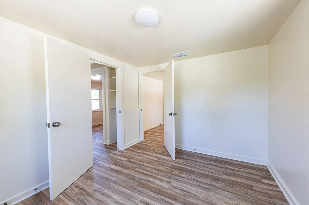 200 Bowie Street Hallettsville, TX 77964