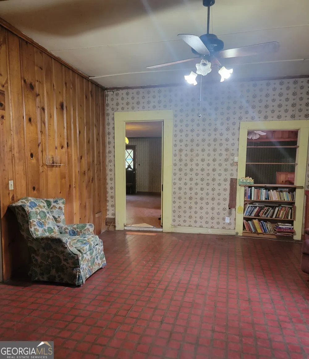 346 Oliver ST Elberton, GA 30635