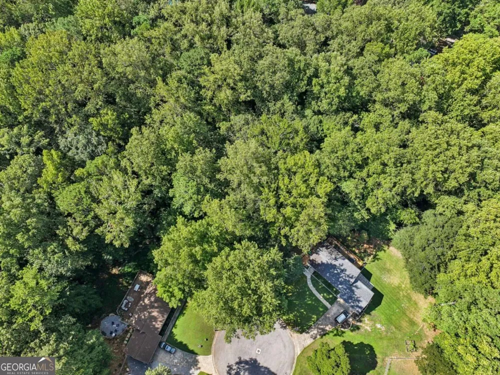 1736 Seneca CT SE Smyrna, GA 30080