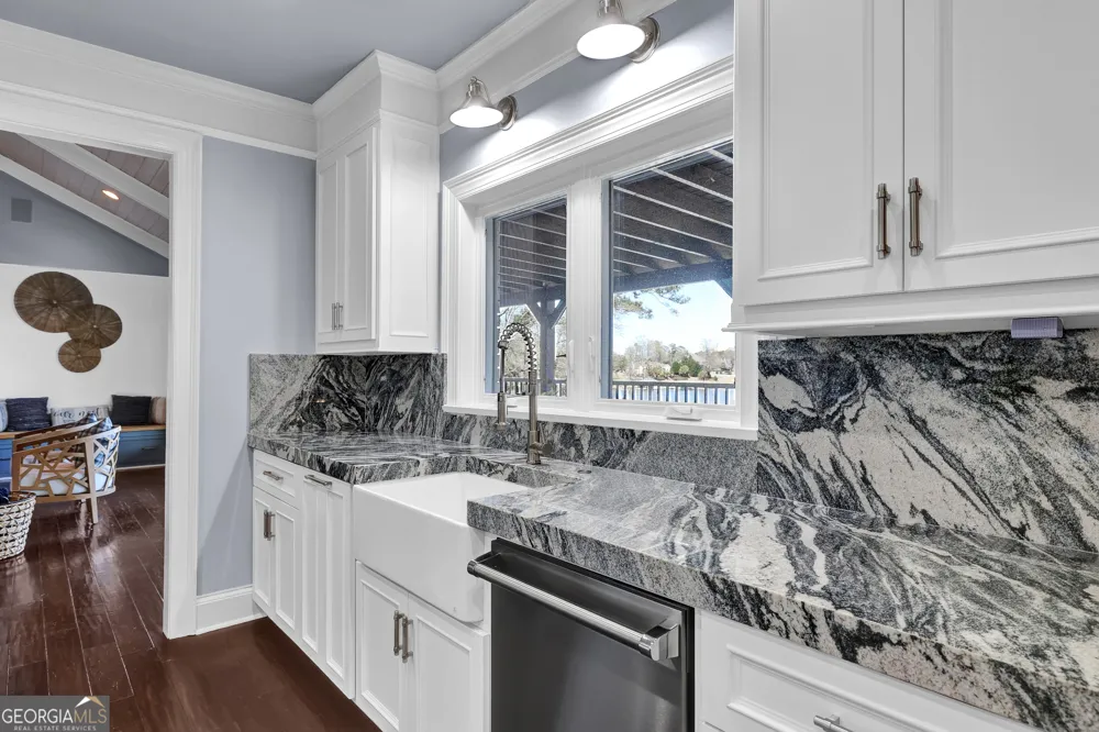 121 Grace TRCE Lizella, GA 31052