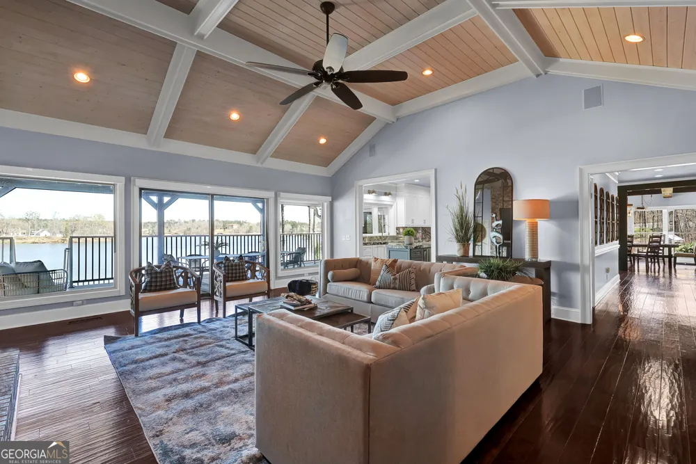 121 Grace TRCE Lizella, GA 31052
