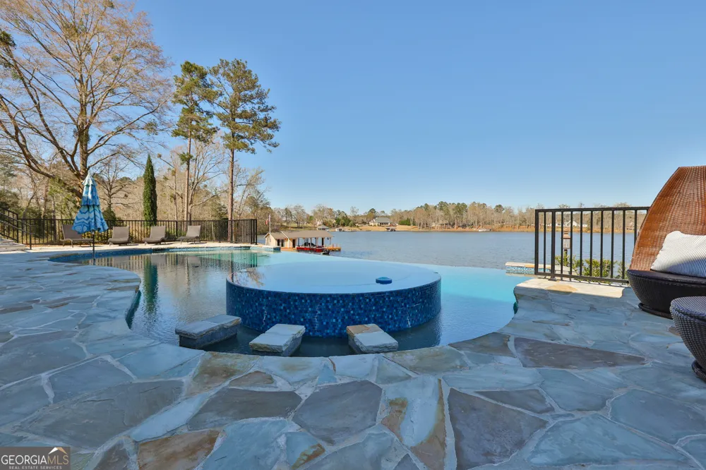 121 Grace TRCE Lizella, GA 31052