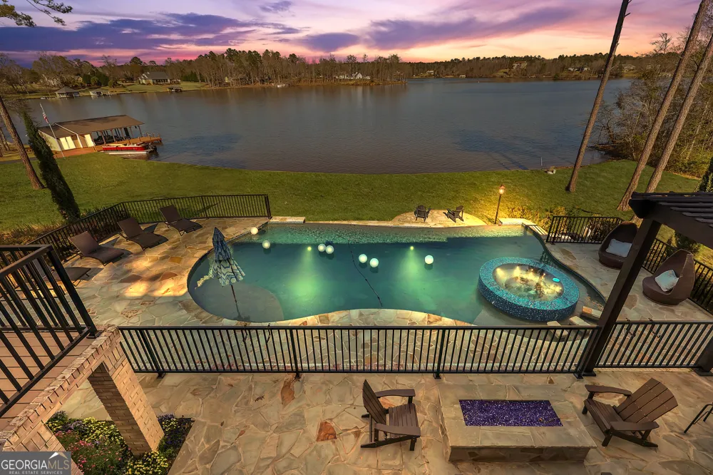 121 Grace TRCE Lizella, GA 31052