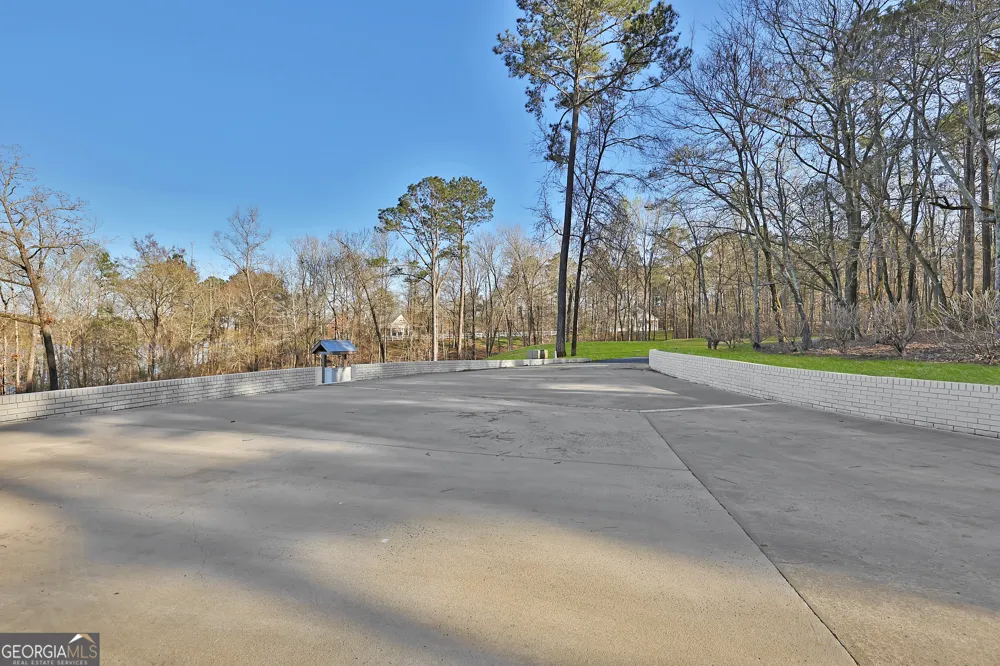 121 Grace TRCE Lizella, GA 31052