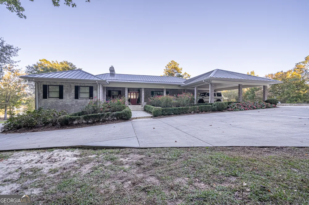 121 Grace TRCE Lizella, GA 31052