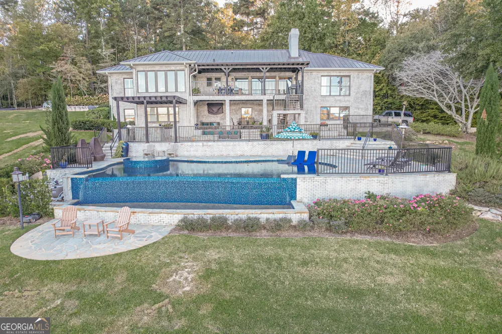 121 Grace TRCE Lizella, GA 31052
