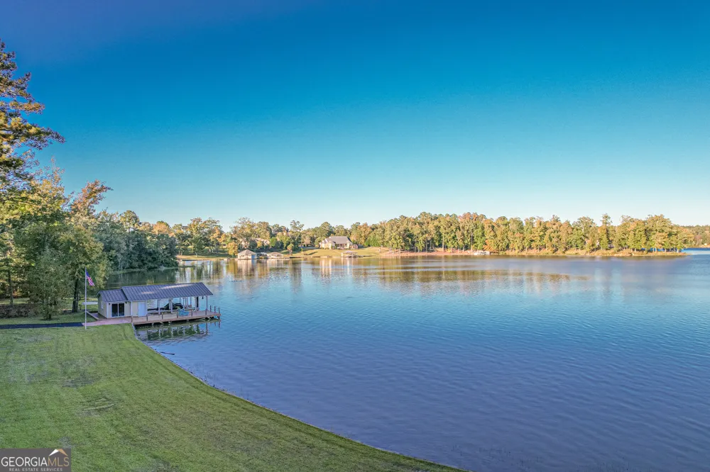 121 Grace TRCE Lizella, GA 31052