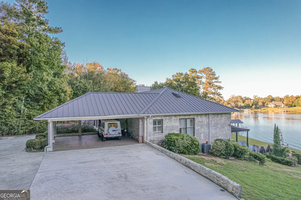 121 Grace TRCE Lizella, GA 31052