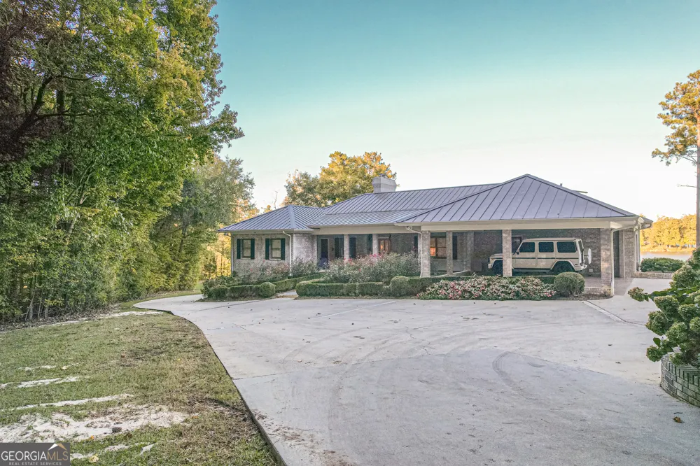 121 Grace TRCE Lizella, GA 31052