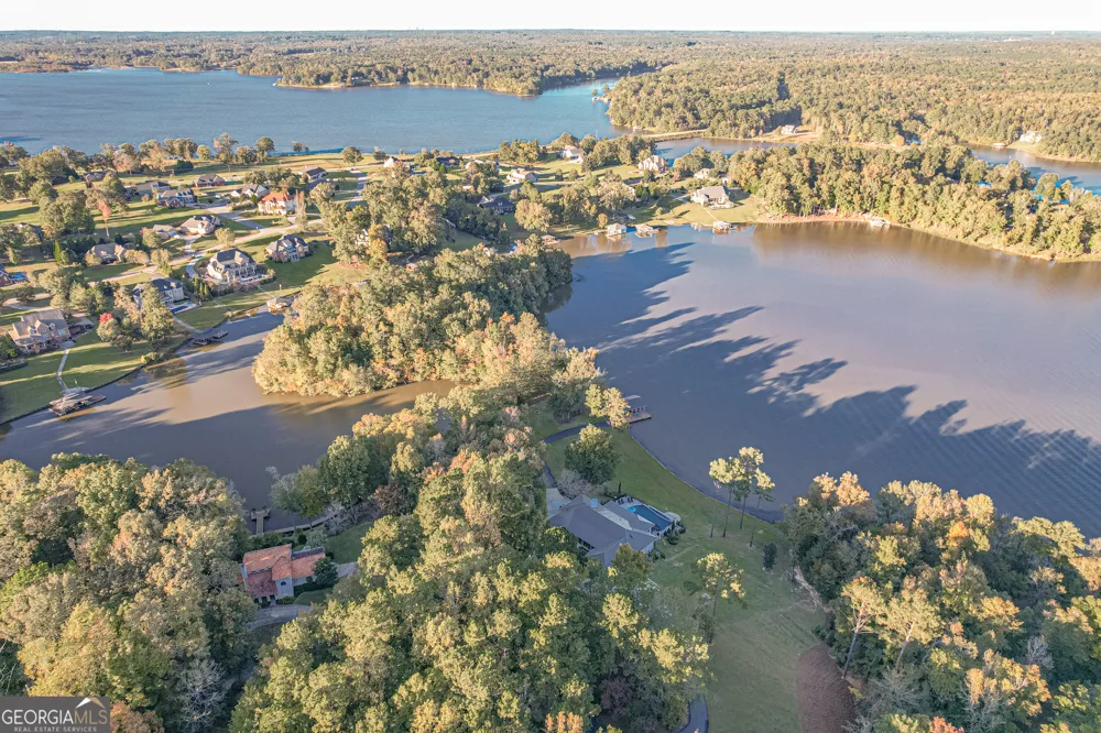 121 Grace TRCE Lizella, GA 31052