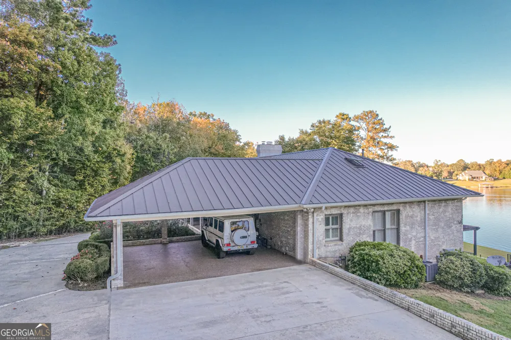 121 Grace TRCE Lizella, GA 31052