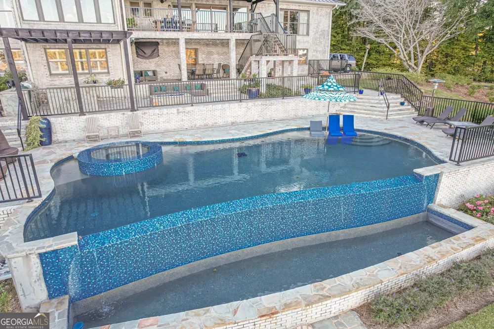 121 Grace TRCE Lizella, GA 31052