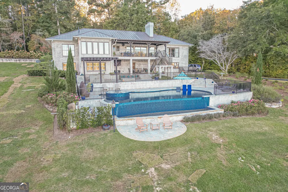 121 Grace TRCE Lizella, GA 31052