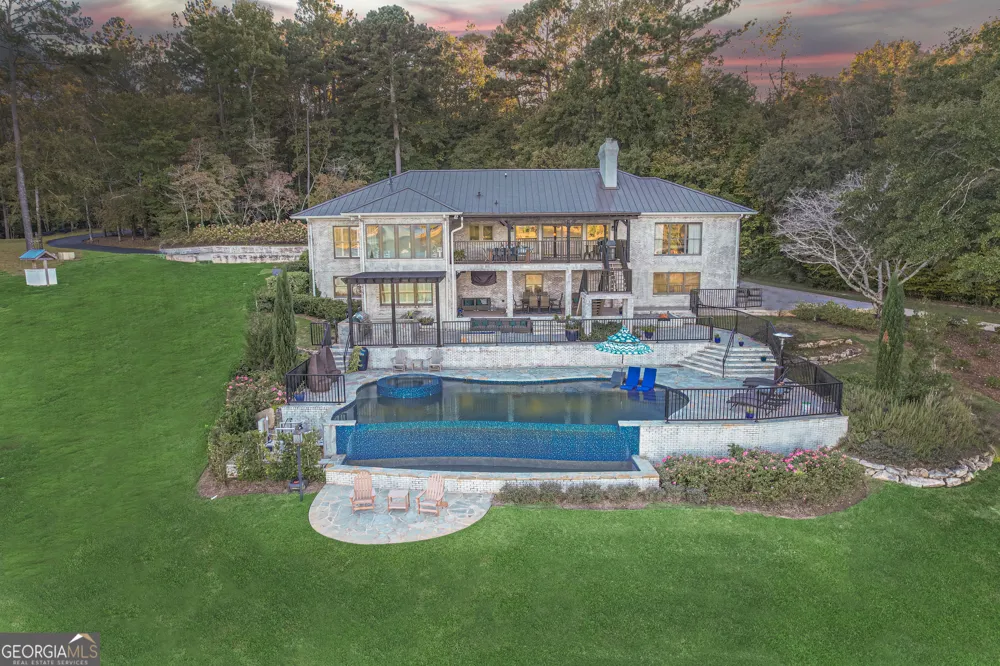 121 Grace TRCE Lizella, GA 31052