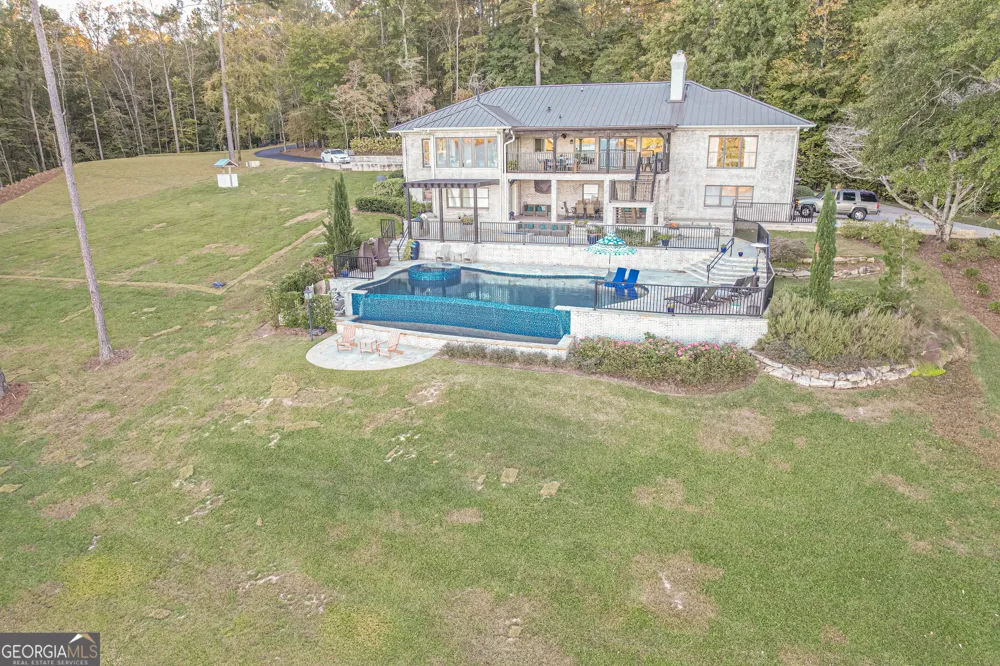 121 Grace TRCE Lizella, GA 31052