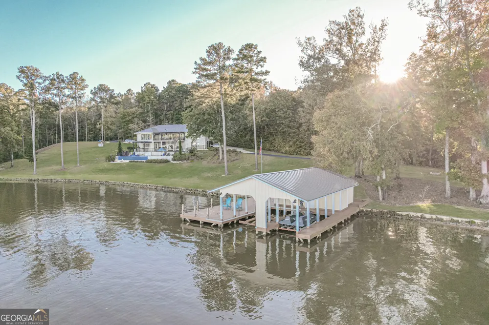 121 Grace TRCE Lizella, GA 31052