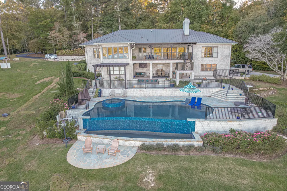121 Grace TRCE Lizella, GA 31052