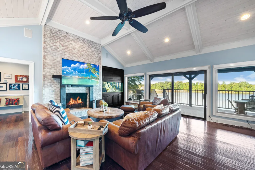 121 Grace TRCE Lizella, GA 31052