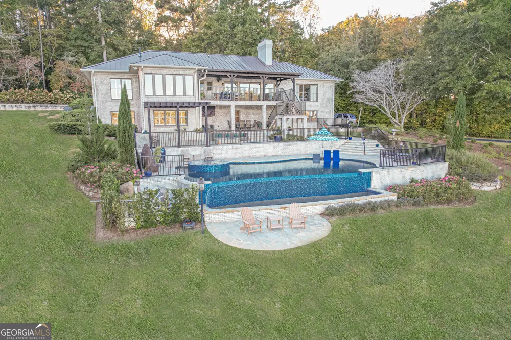 121 Grace TRCE Lizella, GA 31052