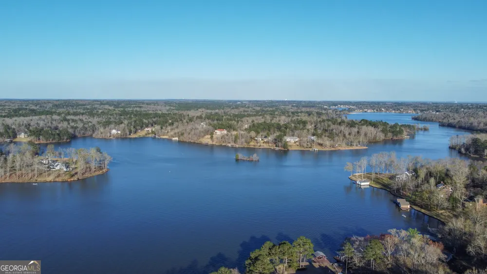 121 Grace TRCE Lizella, GA 31052