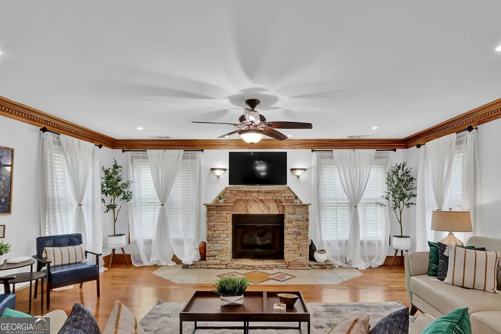 4081 Ashford Dunwoody RD NE Brookhaven, GA 30319