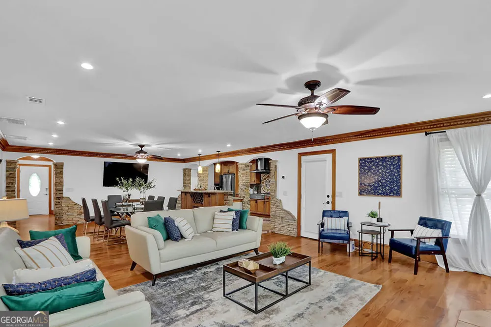 4081 Ashford Dunwoody RD NE Brookhaven, GA 30319