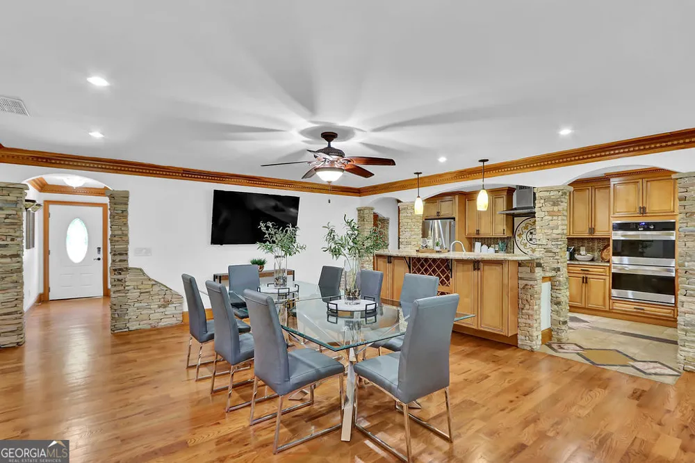 4081 Ashford Dunwoody RD NE Brookhaven, GA 30319