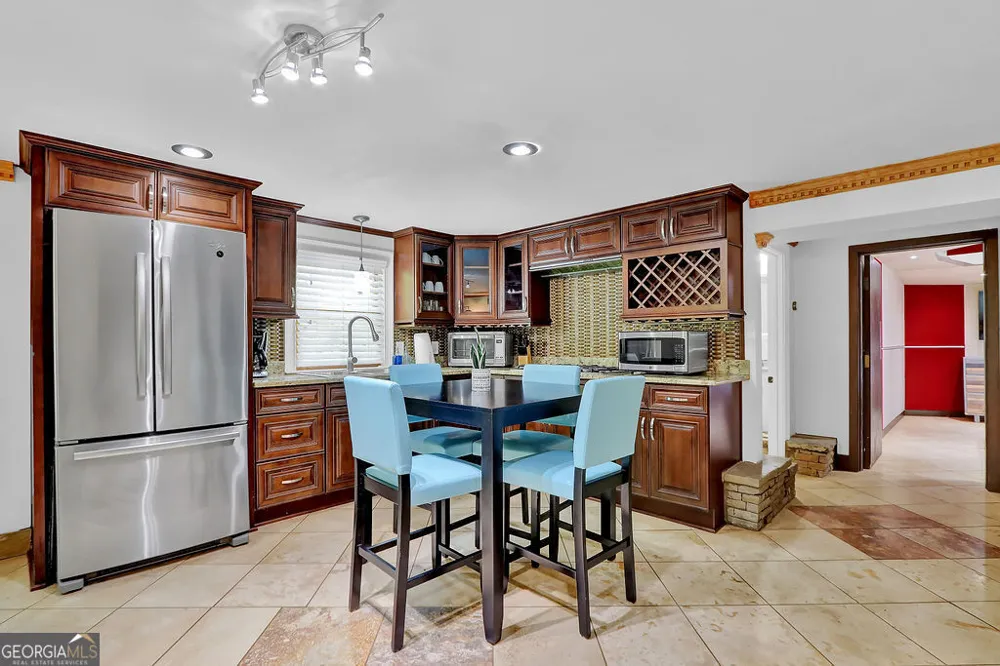 4081 Ashford Dunwoody RD NE Brookhaven, GA 30319