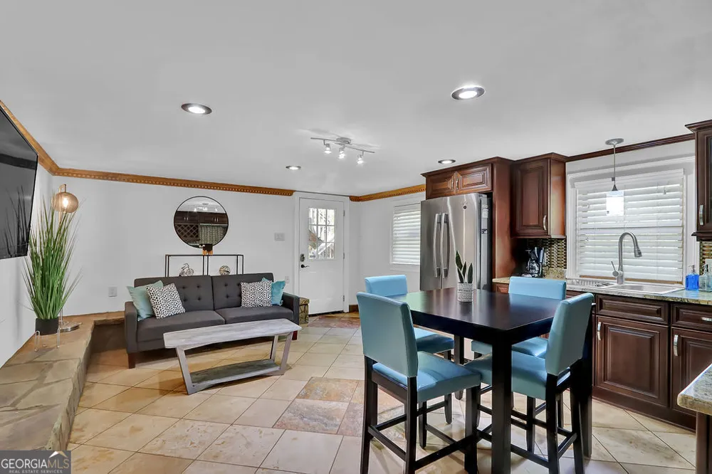 4081 Ashford Dunwoody RD NE Brookhaven, GA 30319