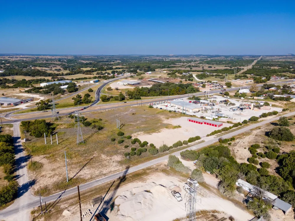 1550 Us Highway 281 Lampasas, TX 76550