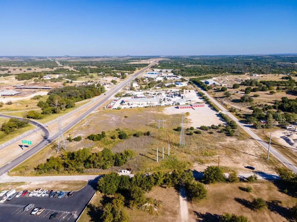 1550 Us Highway 281 Lampasas, TX 76550