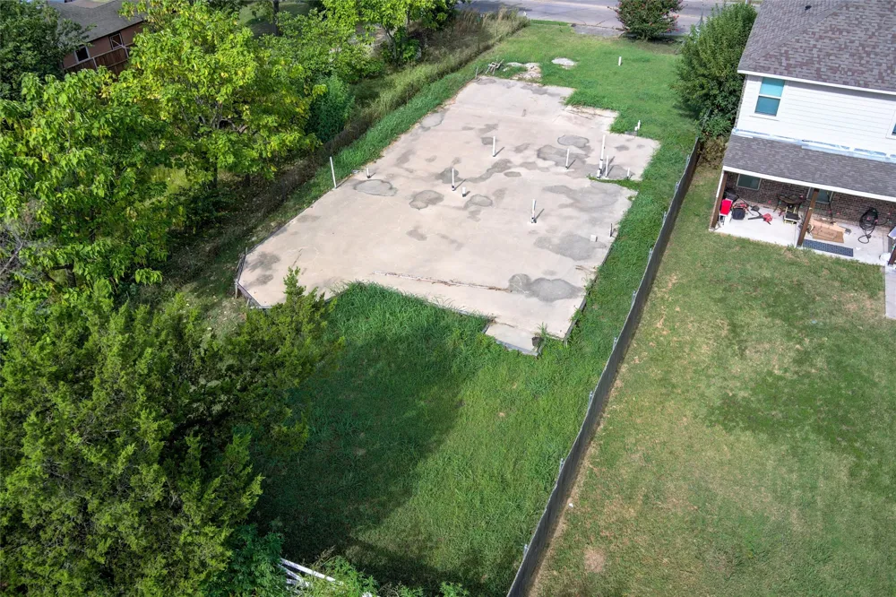 630 Irving Heights Drive Irving, TX 75061