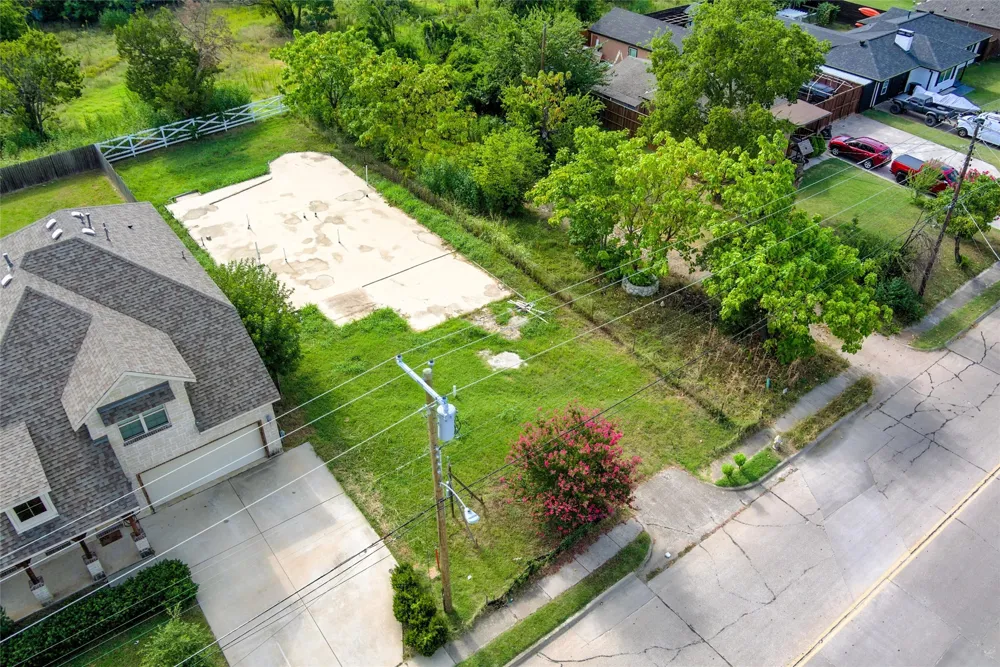 630 Irving Heights Drive Irving, TX 75061