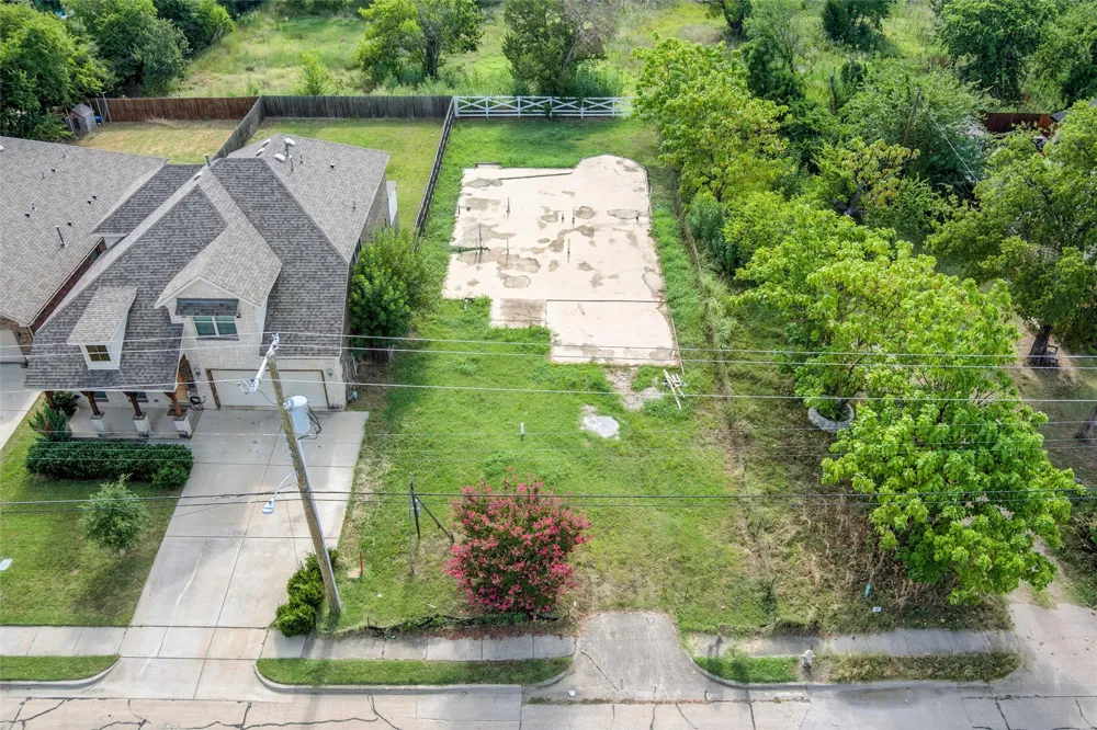 630 Irving Heights Drive Irving, TX 75061