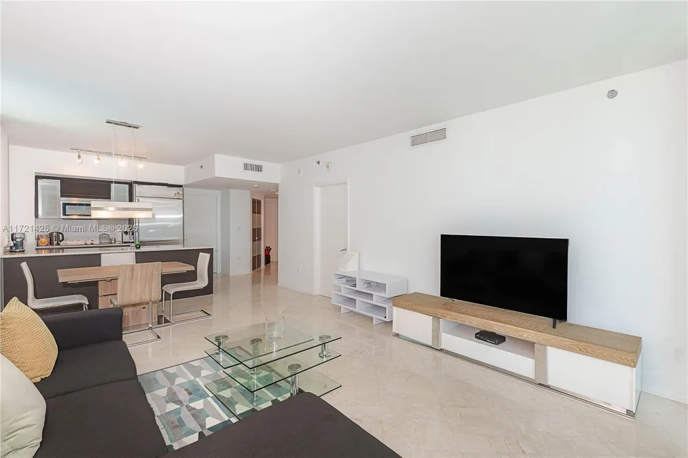 55 SE 6th St #1507 Miami, FL 33131