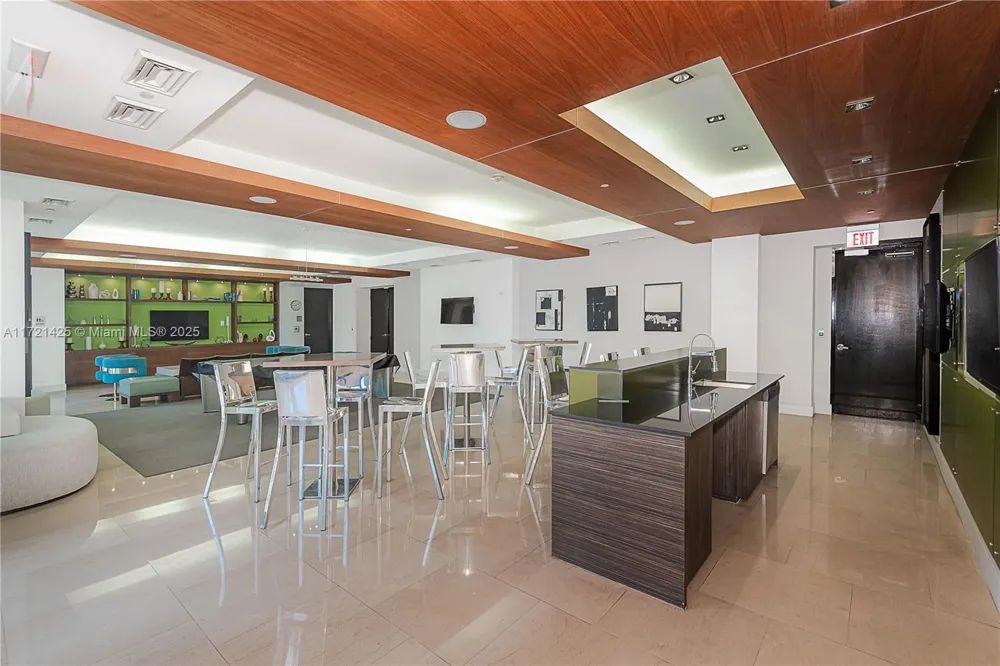55 SE 6th St #1507 Miami, FL 33131