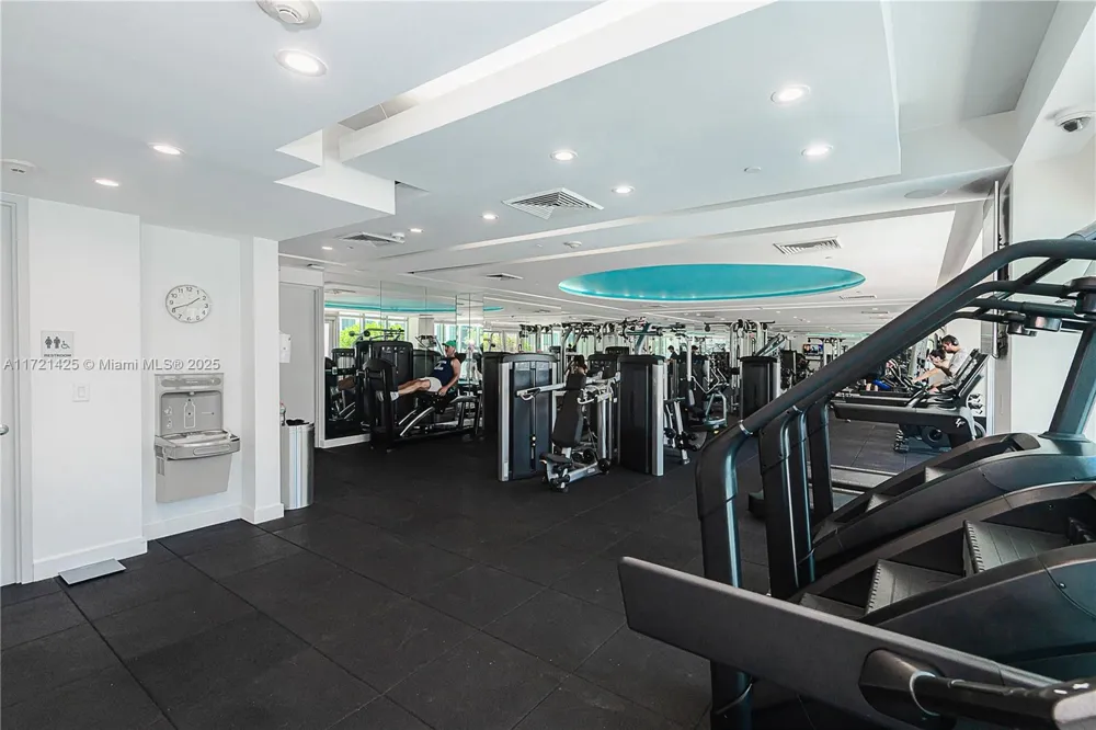 55 SE 6th St #1507 Miami, FL 33131