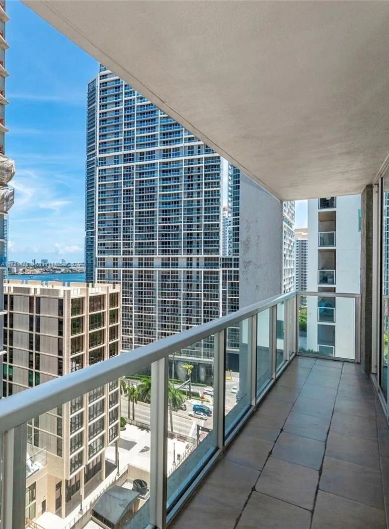 55 SE 6th St #1507 Miami, FL 33131