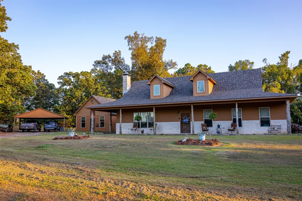 12701 FM 2010 Chandler, TX 75758