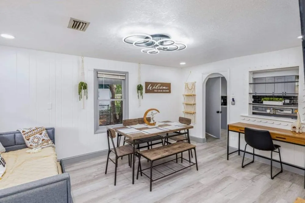 7524 MARIETTA STREET Orlando, FL 32807