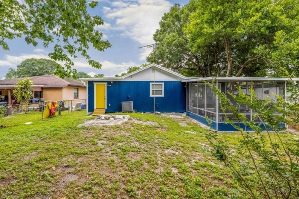 7524 MARIETTA STREET Orlando, FL 32807