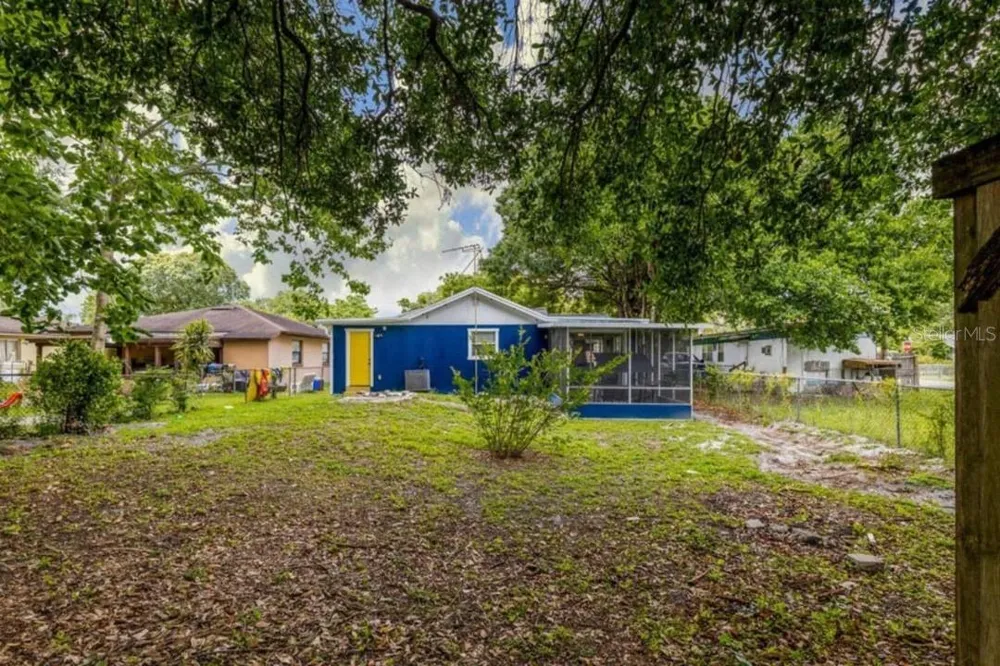 7524 MARIETTA STREET Orlando, FL 32807
