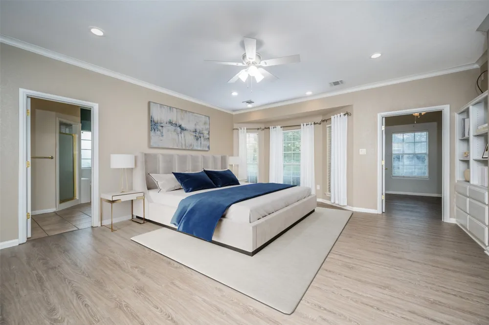 500 Navajo Court Runaway Bay, TX 76426