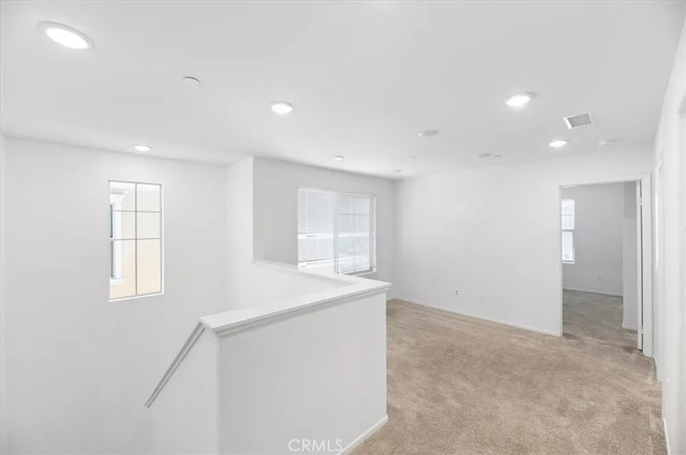 938 W Jasmine Way Rialto, CA 92376