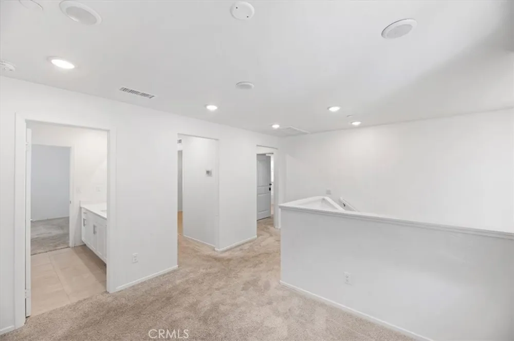 938 W Jasmine Way Rialto, CA 92376