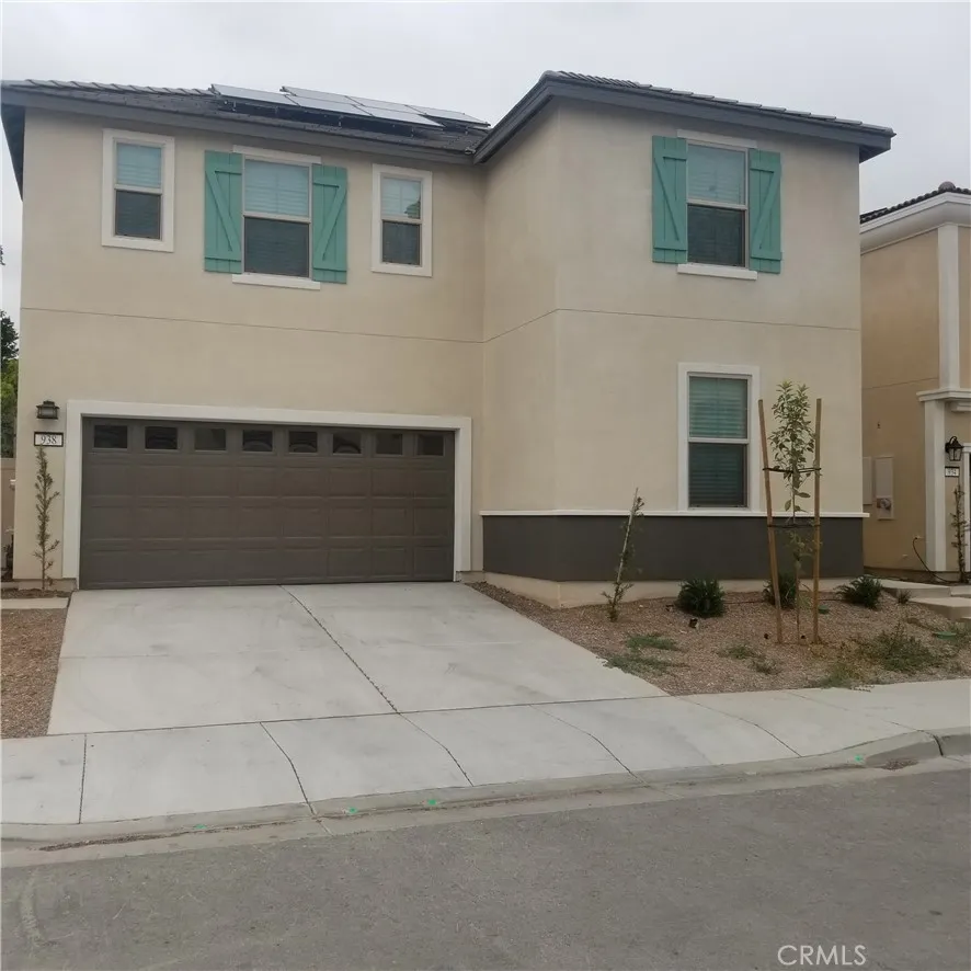 938 W Jasmine Way Rialto, CA 92376
