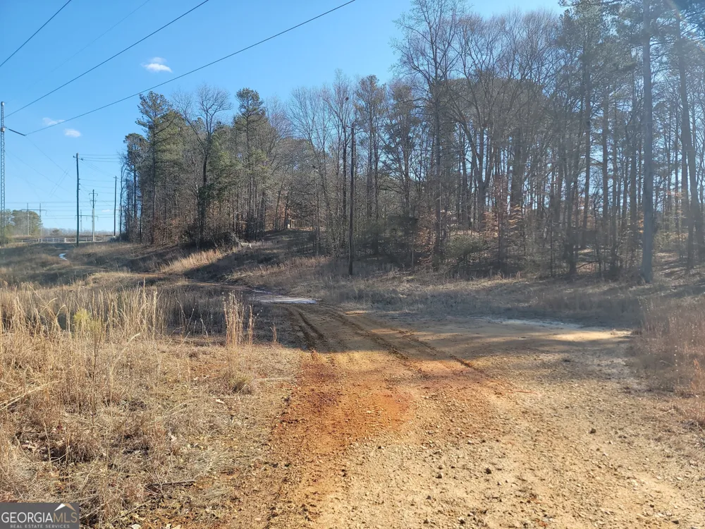 1855 S Flat Rock RD Douglasville, GA 30134